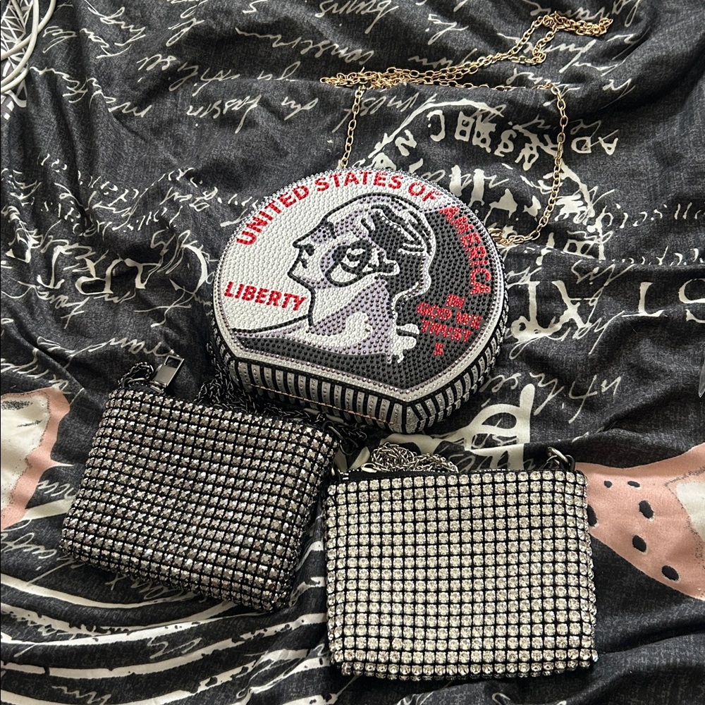 Liberty Coin and Rhinestone Clutch Set